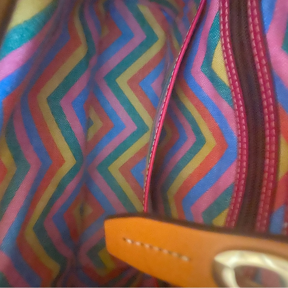 Dooney & Bourke Dover Tote nwt - Picture 5 of 9